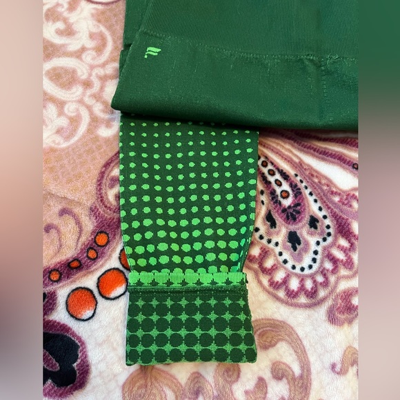 Fabletics 💪 Outfit - Picture 9 of 13